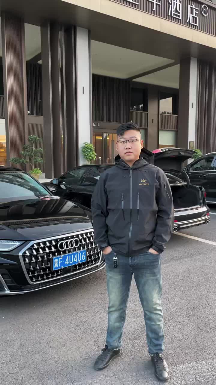 你自卑什么 别忘了你穿的是商务