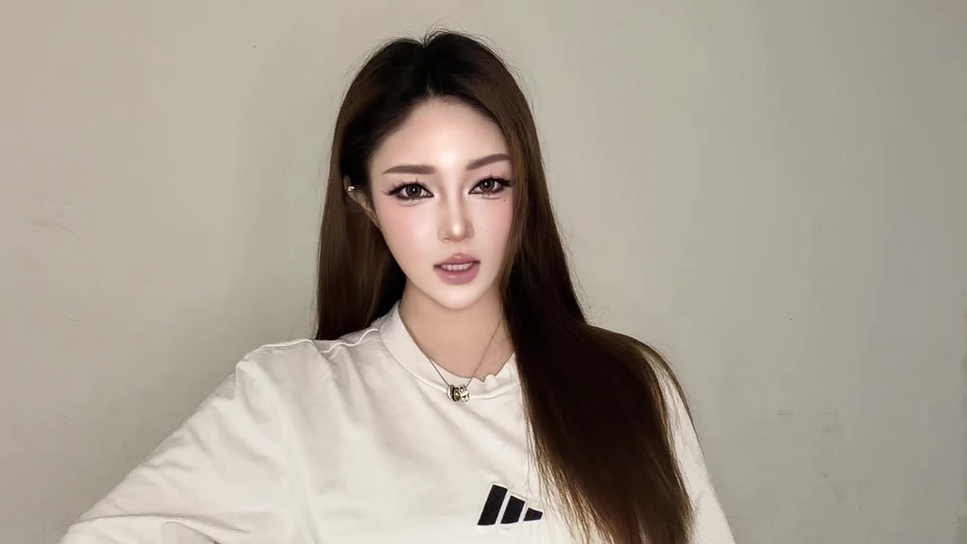 我们只是朋友～