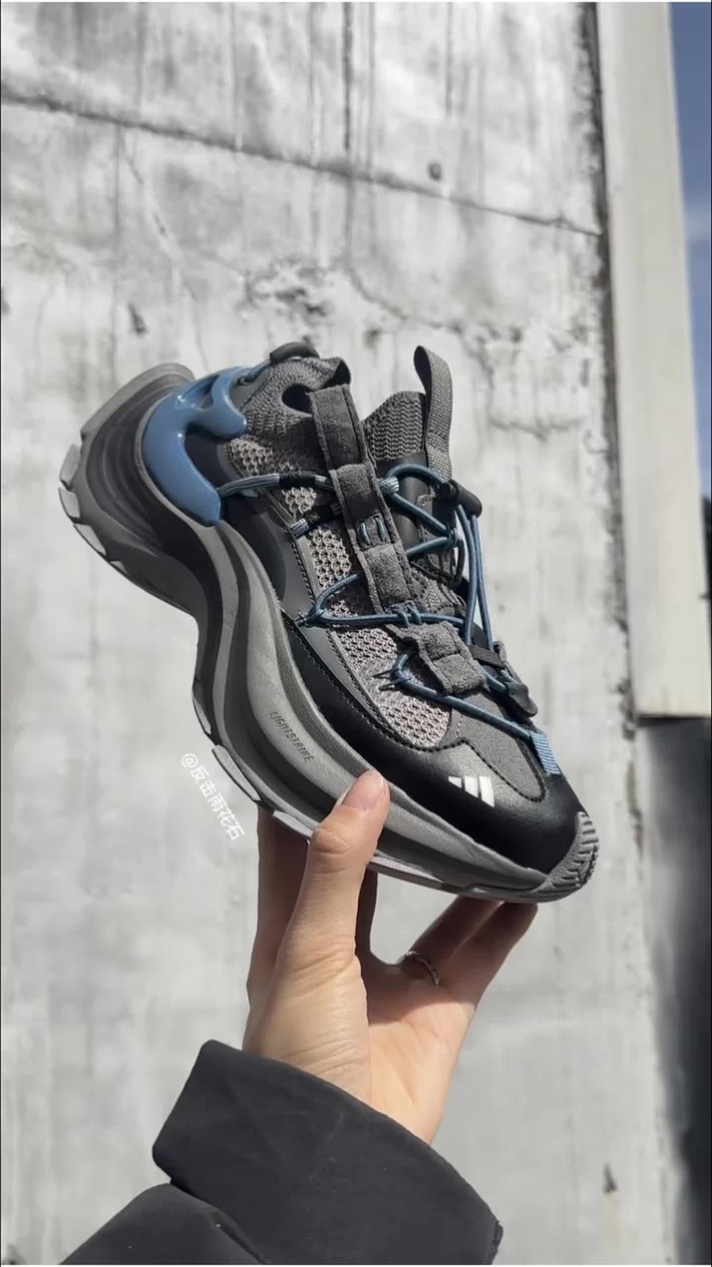 未来感户外机甲鞋，炸街必备！