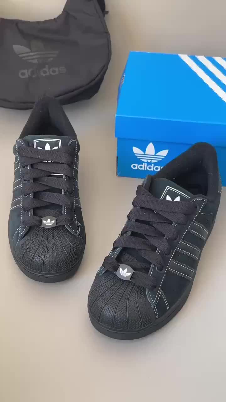全黑贝壳头，酷感直接拉满