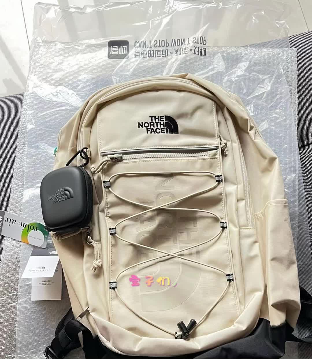 超赞的北面 30L 双肩包，谁背谁酷