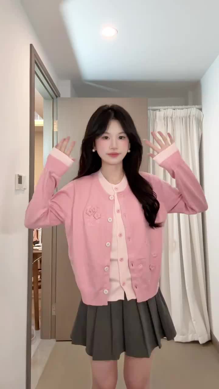 粉色系美少女
