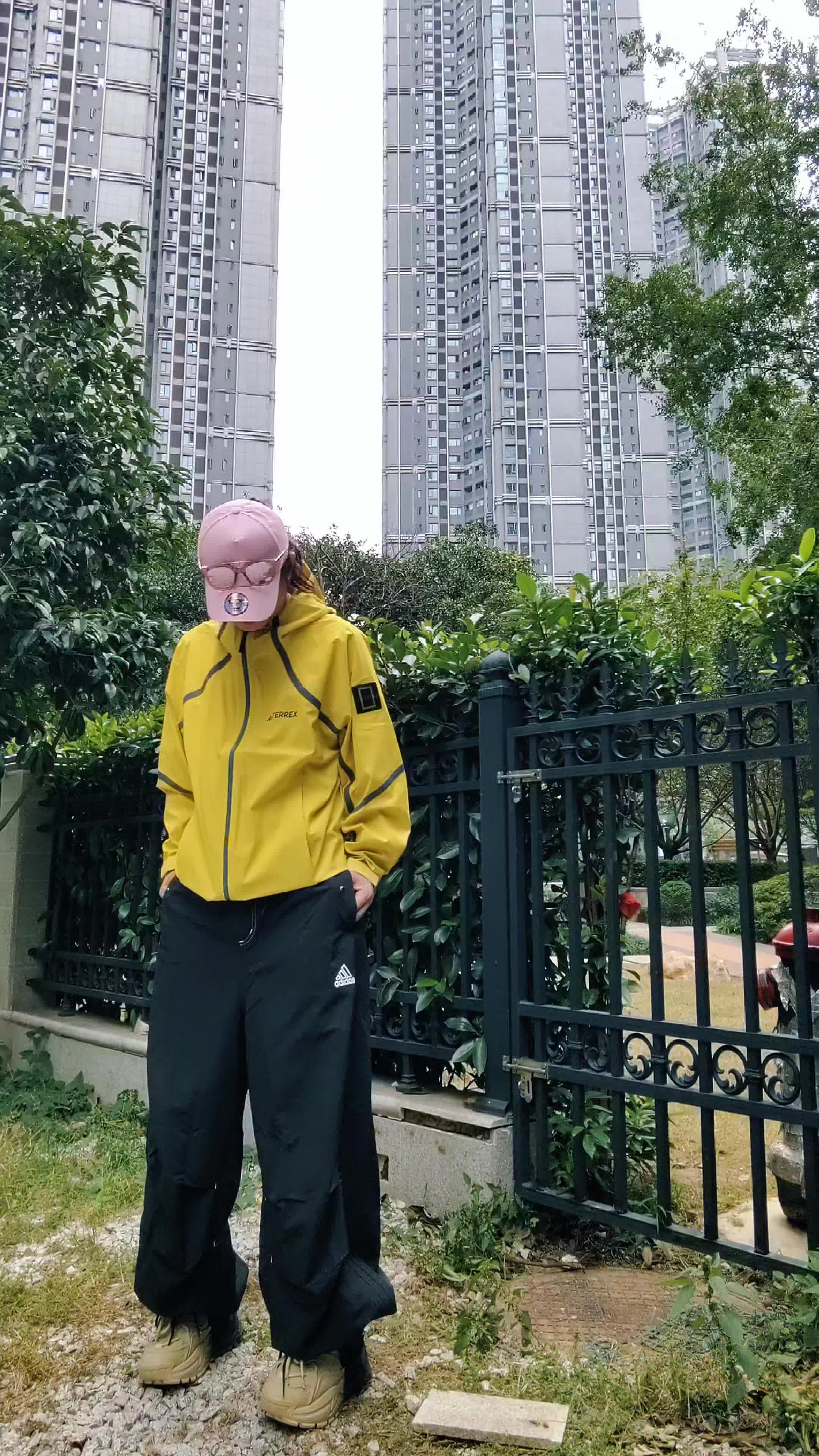秋日户外运动风穿搭