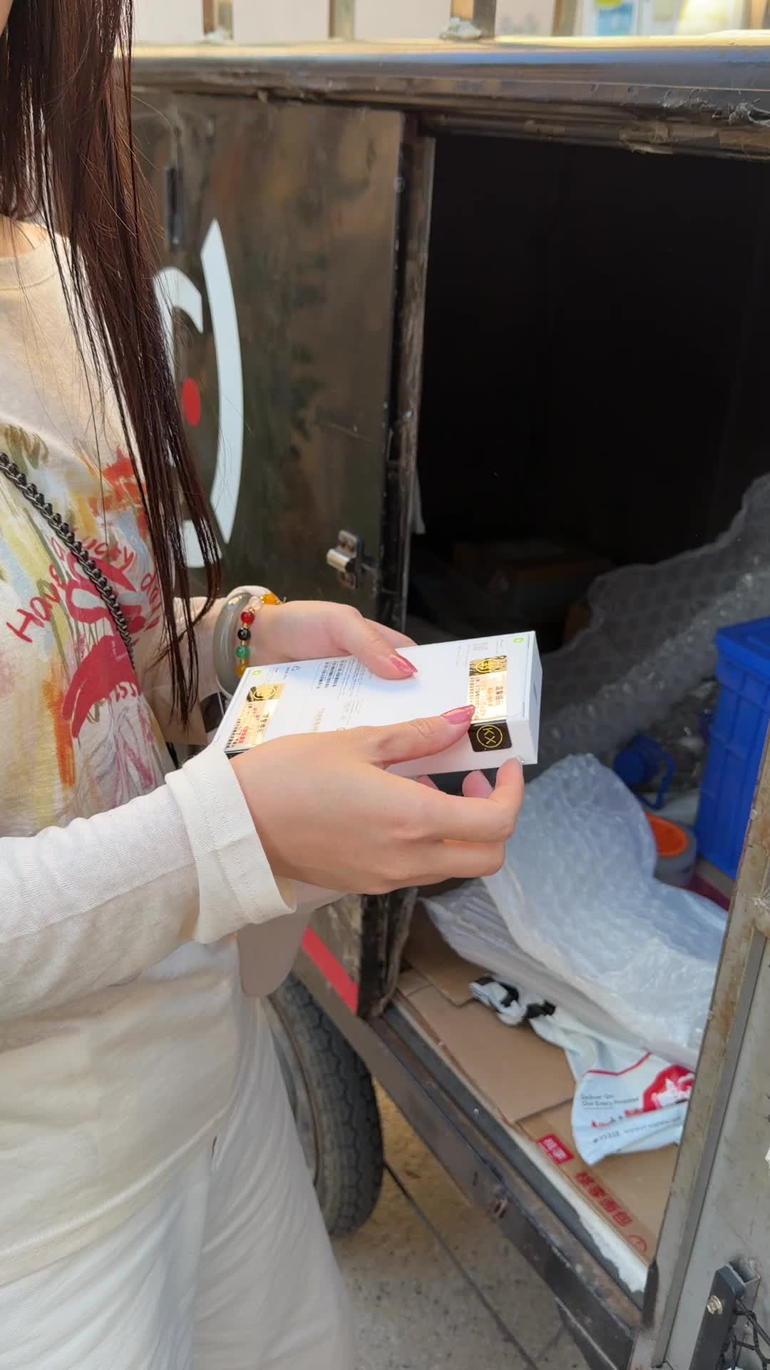 新入手的iPhone也太香了！安全下车✨
