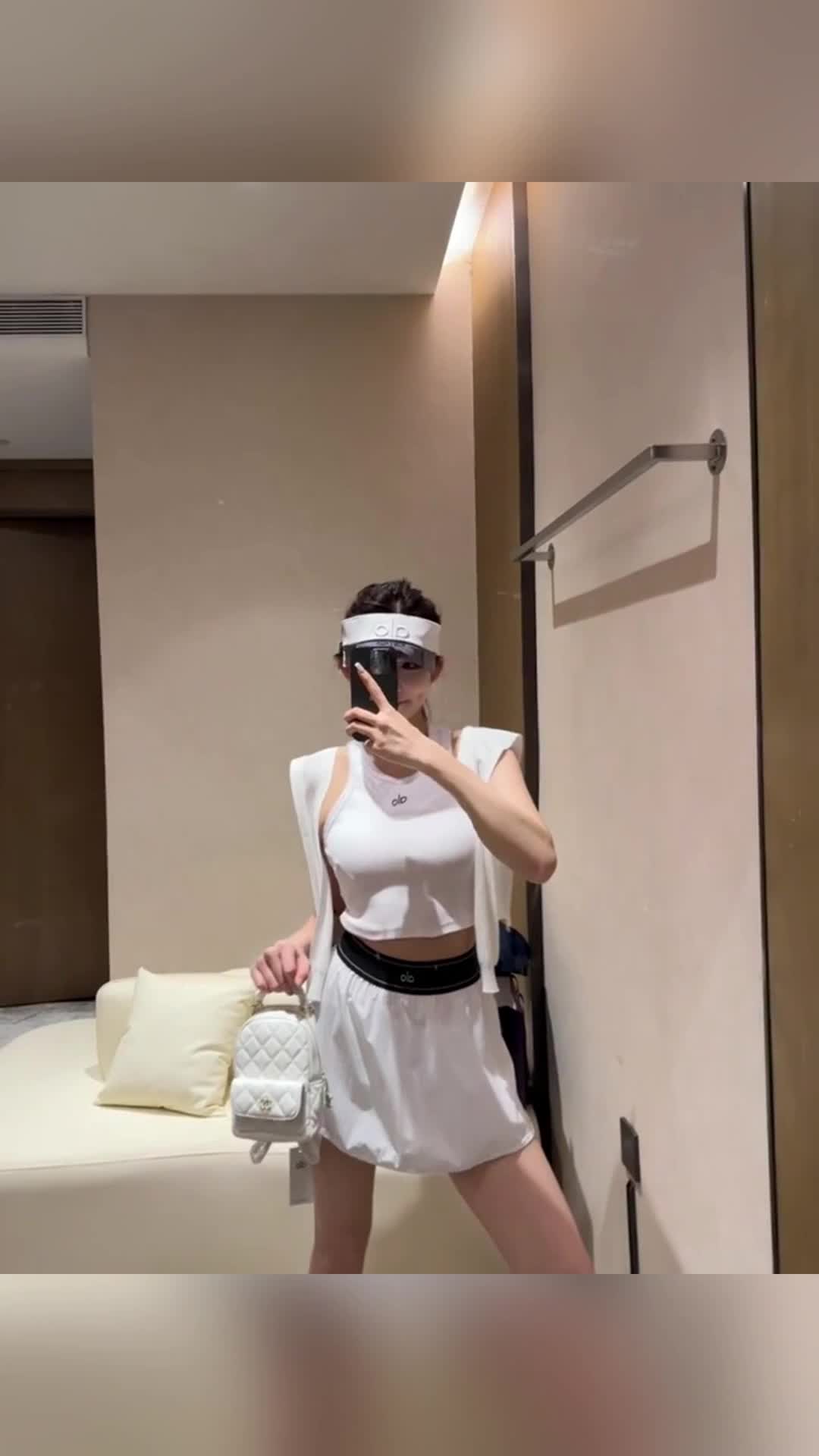 好显身材的瑜伽背心！