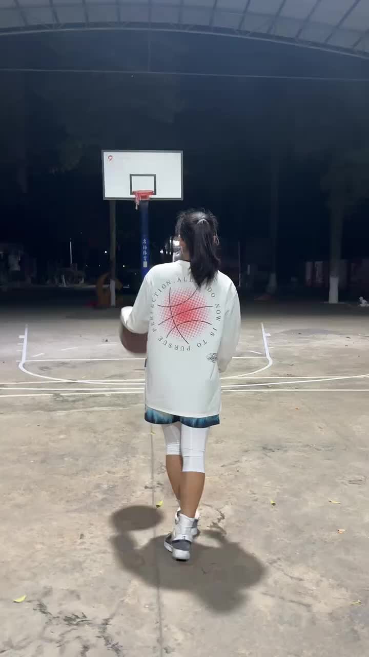 篮球