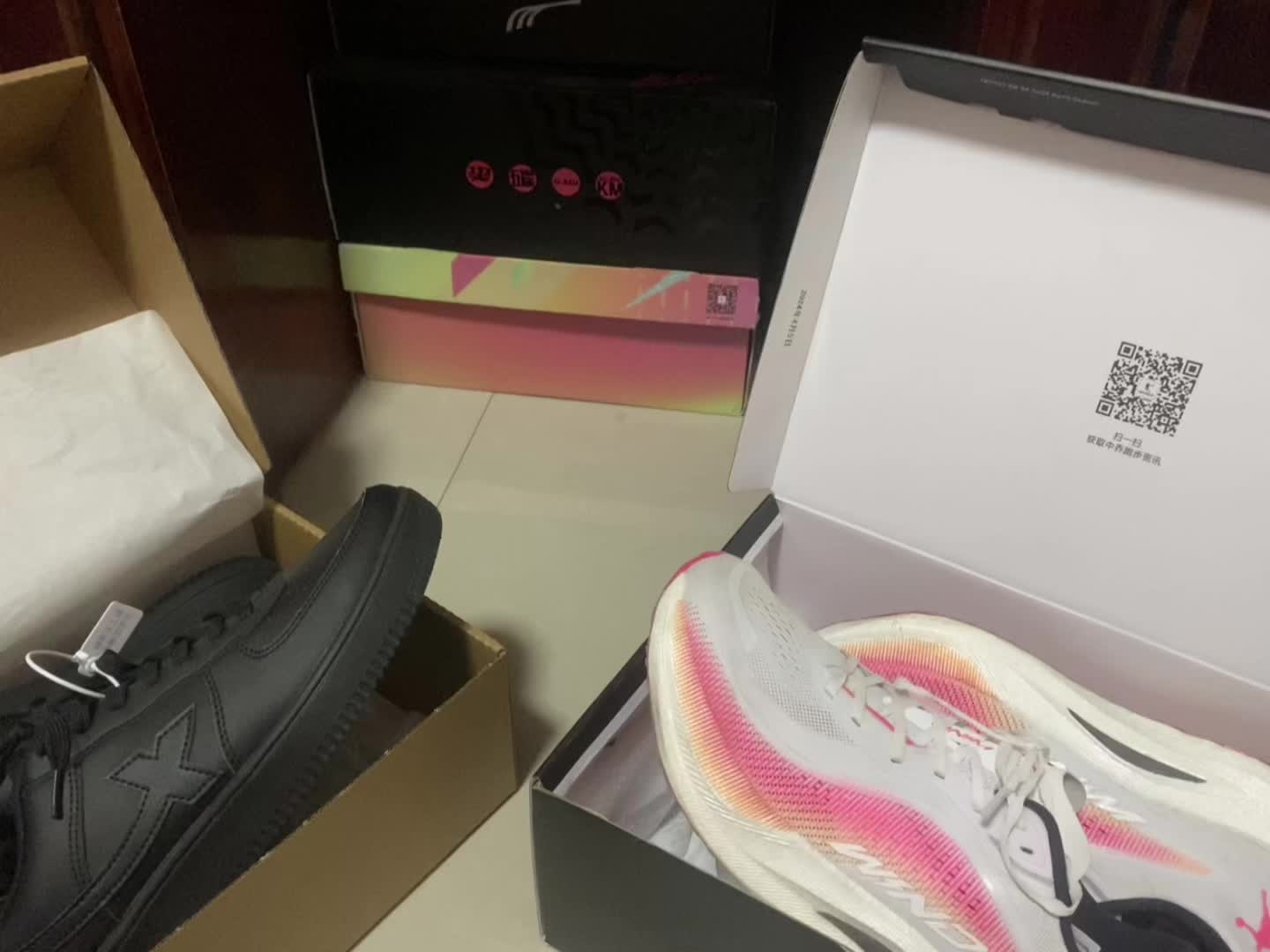 光阴如骏马加鞭 日月如落花流水