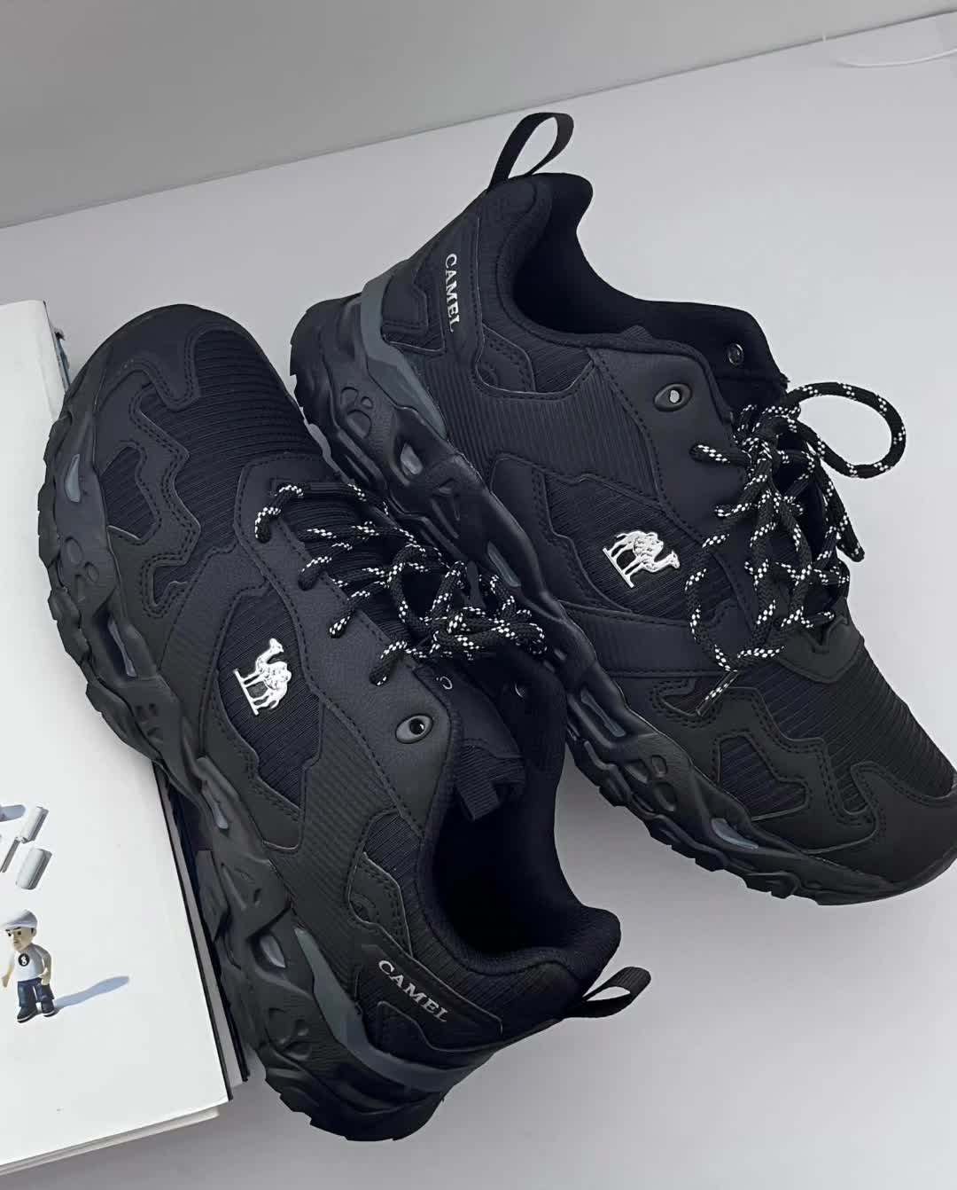 户外登山鞋，骆驼真的赢麻了