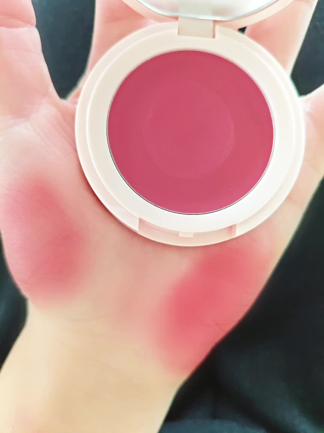谁还没有这么嫩的腮红啊？