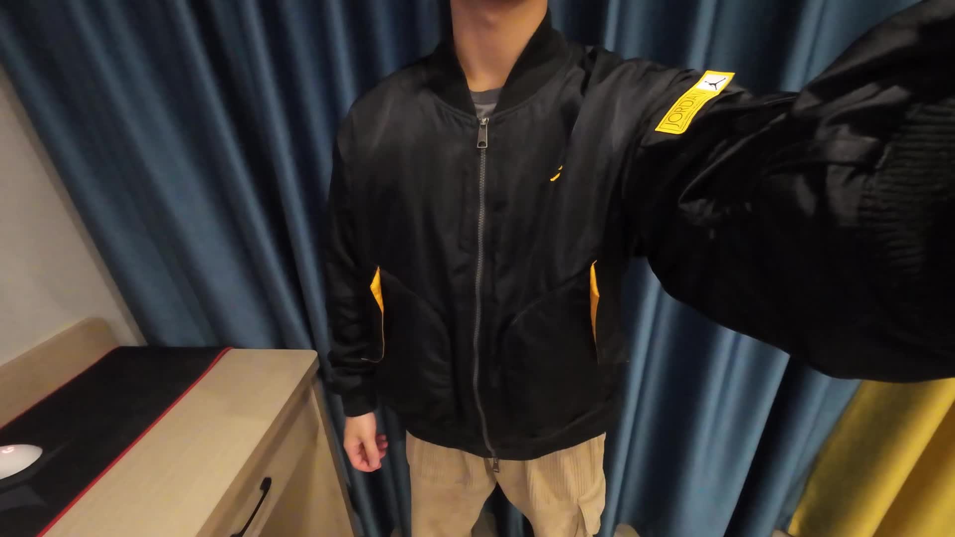 今日好物分享:aj飞行夹克