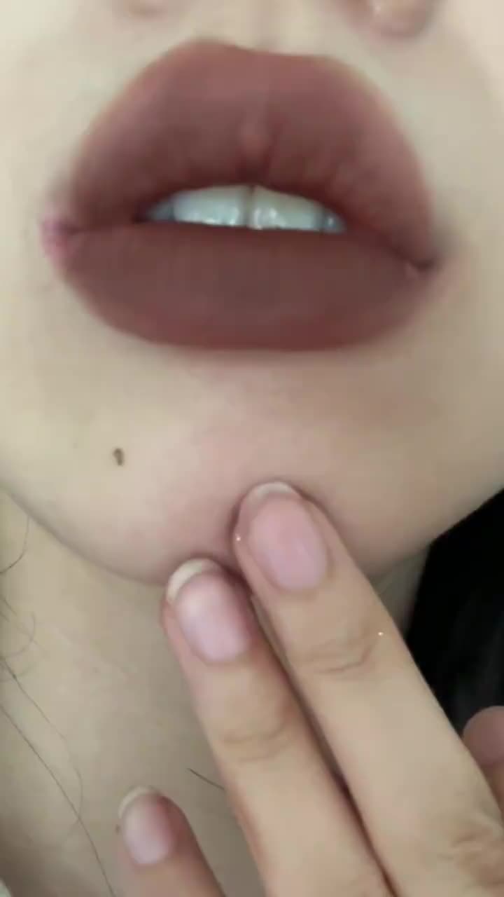 黄皮好爱土棕色系…
