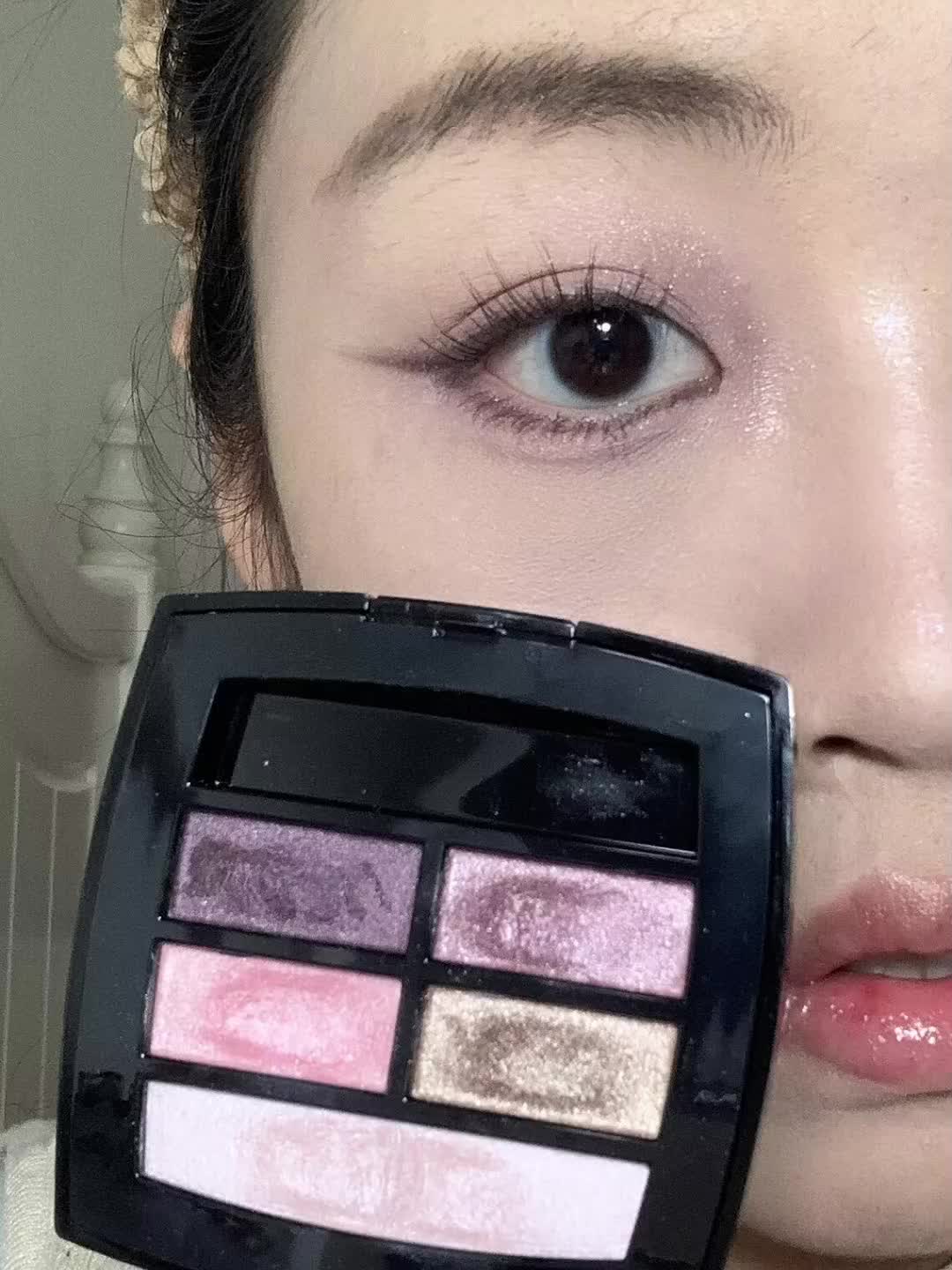 喜欢白开水妆效应该会喜欢这盘香奈儿light