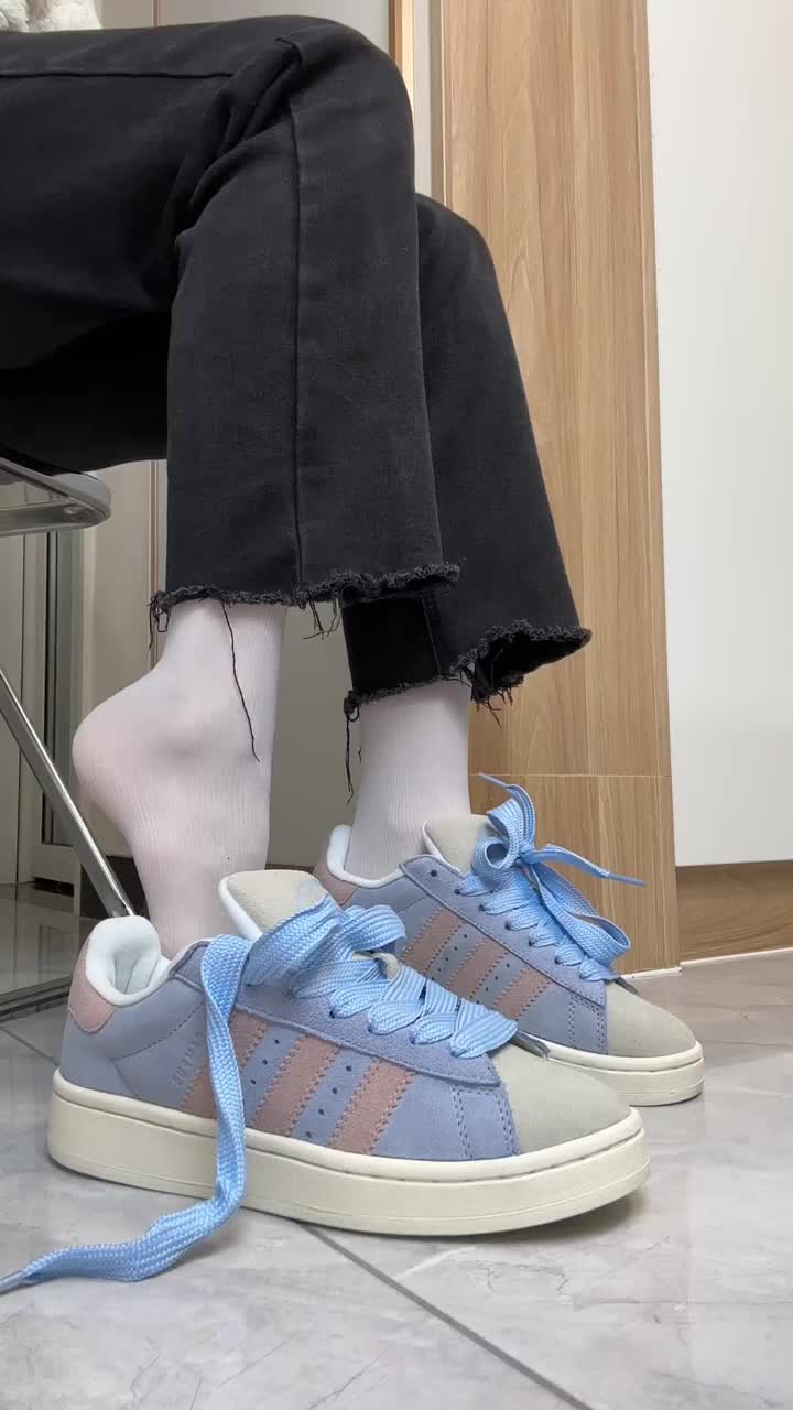 👟球鞋名称：

📌是否偏码【偏大/不偏码