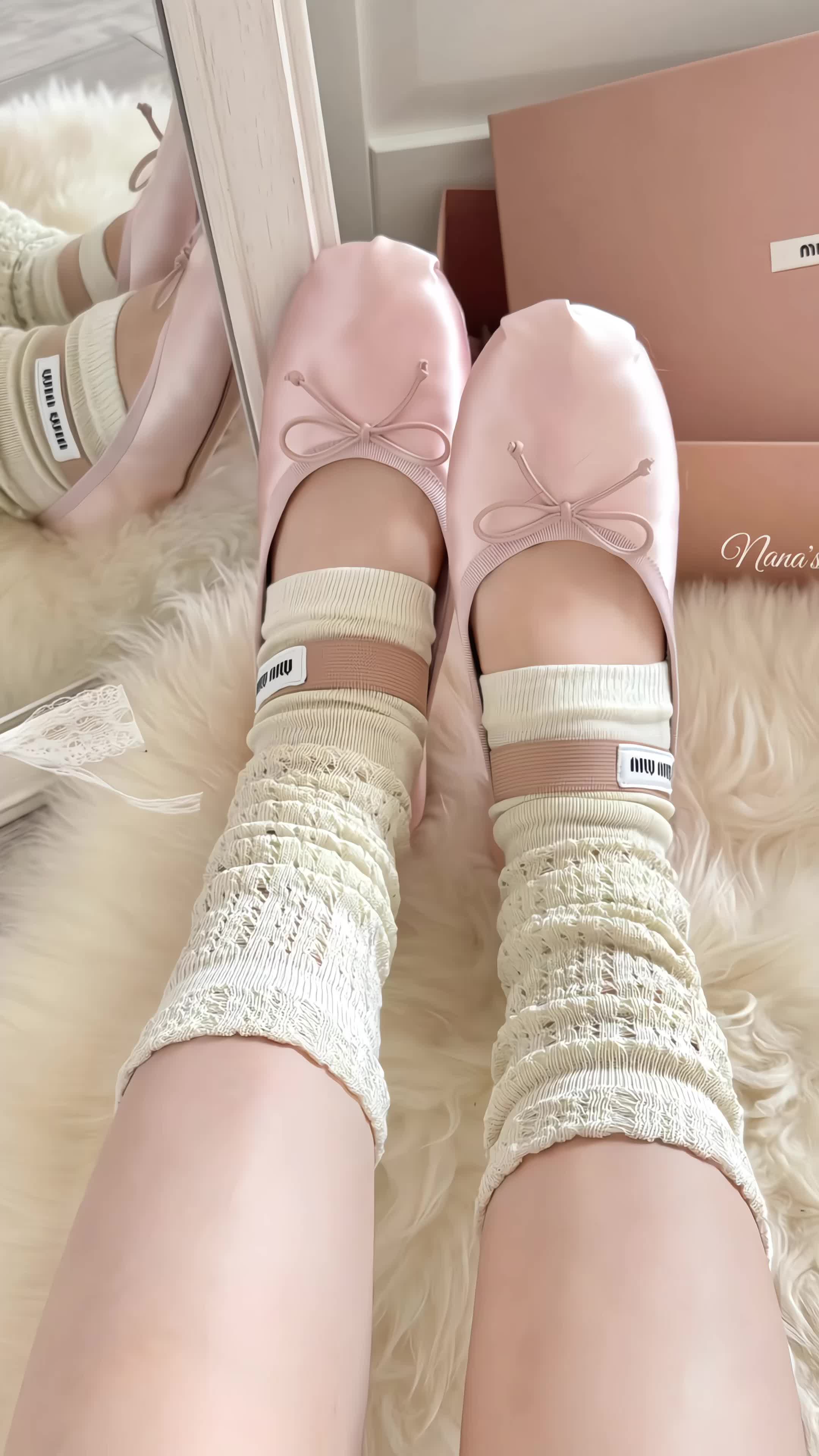 Miumiu家超粉嫩的公主芭蕾舞鞋🩰