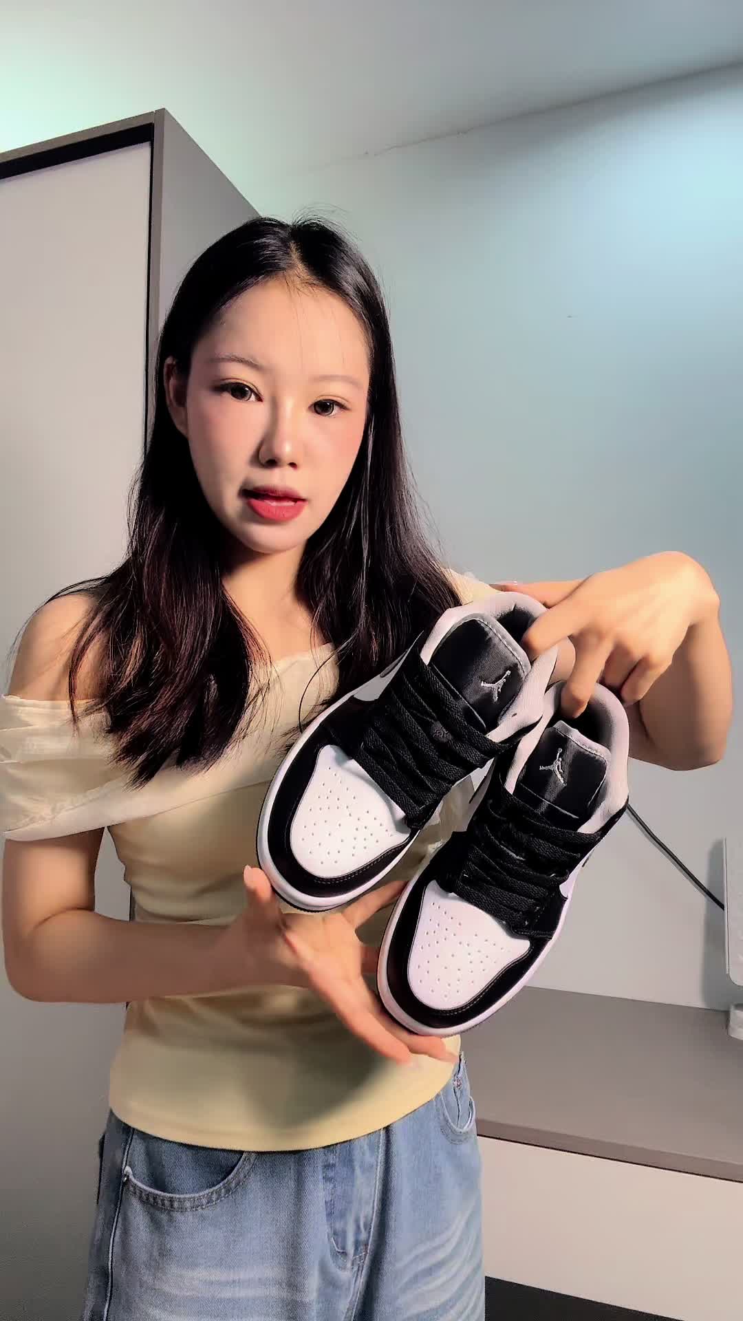 AJ I板鞋｜早球百搭神器