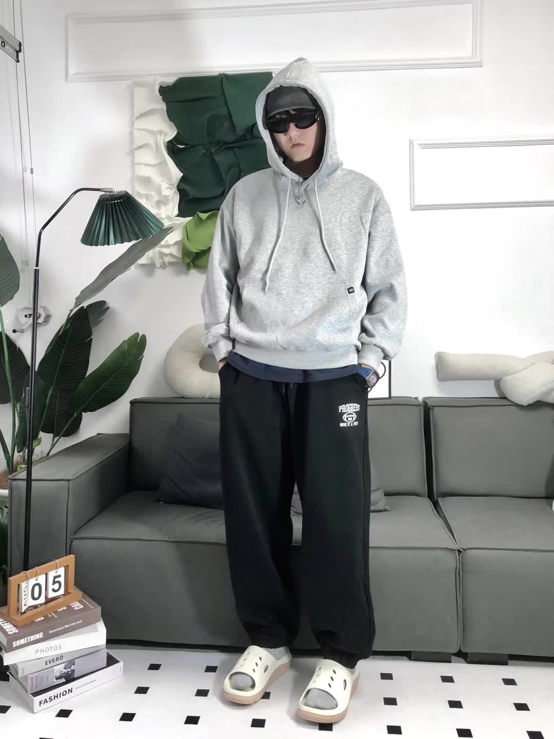 秋天穿拖鞋，不要太舒服