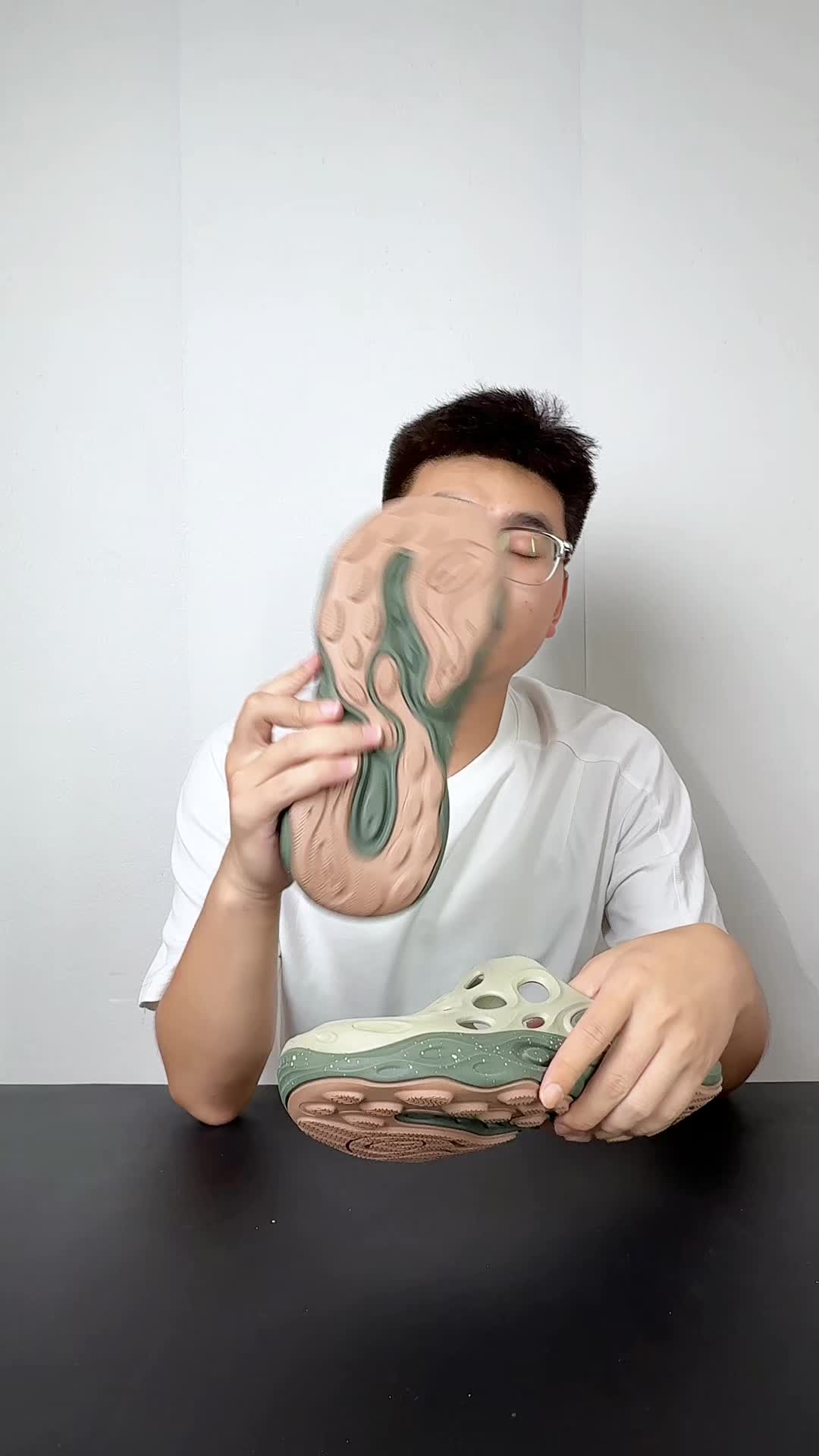 别分开买凉鞋溯溪拖鞋❗️一双迈乐直接全包