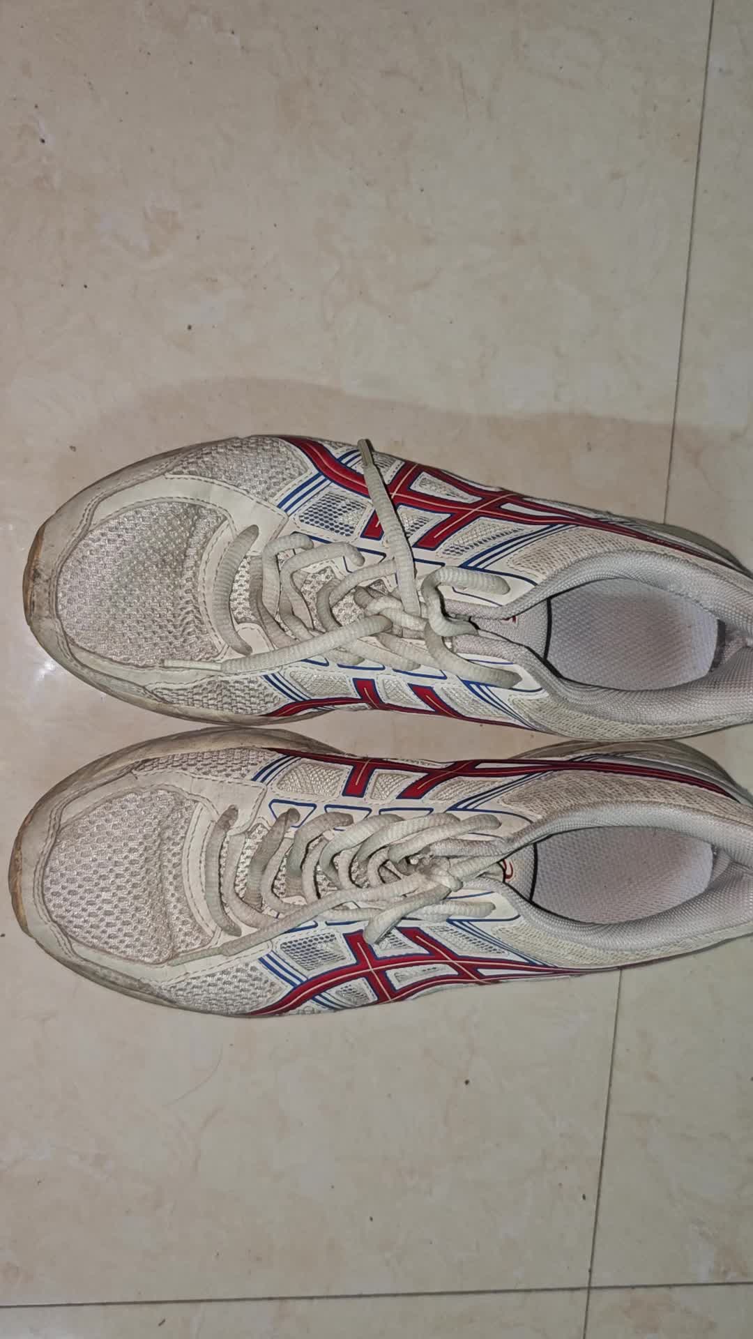 ASICS Gel-Contend 4 舒适时尚百搭 织物合成革防滑耐磨透气 低帮 GEL跑步鞋