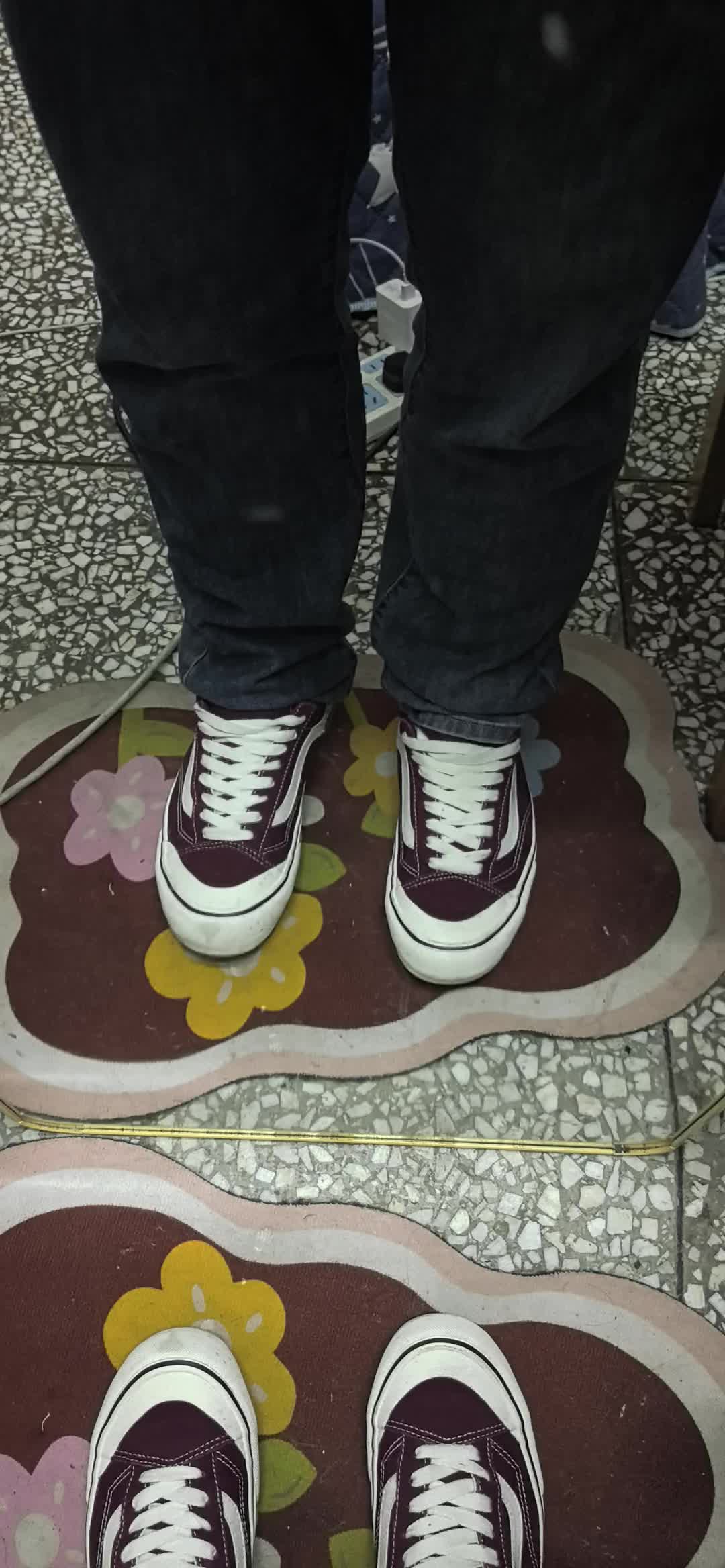 🛒好物名称：Vans Style 136