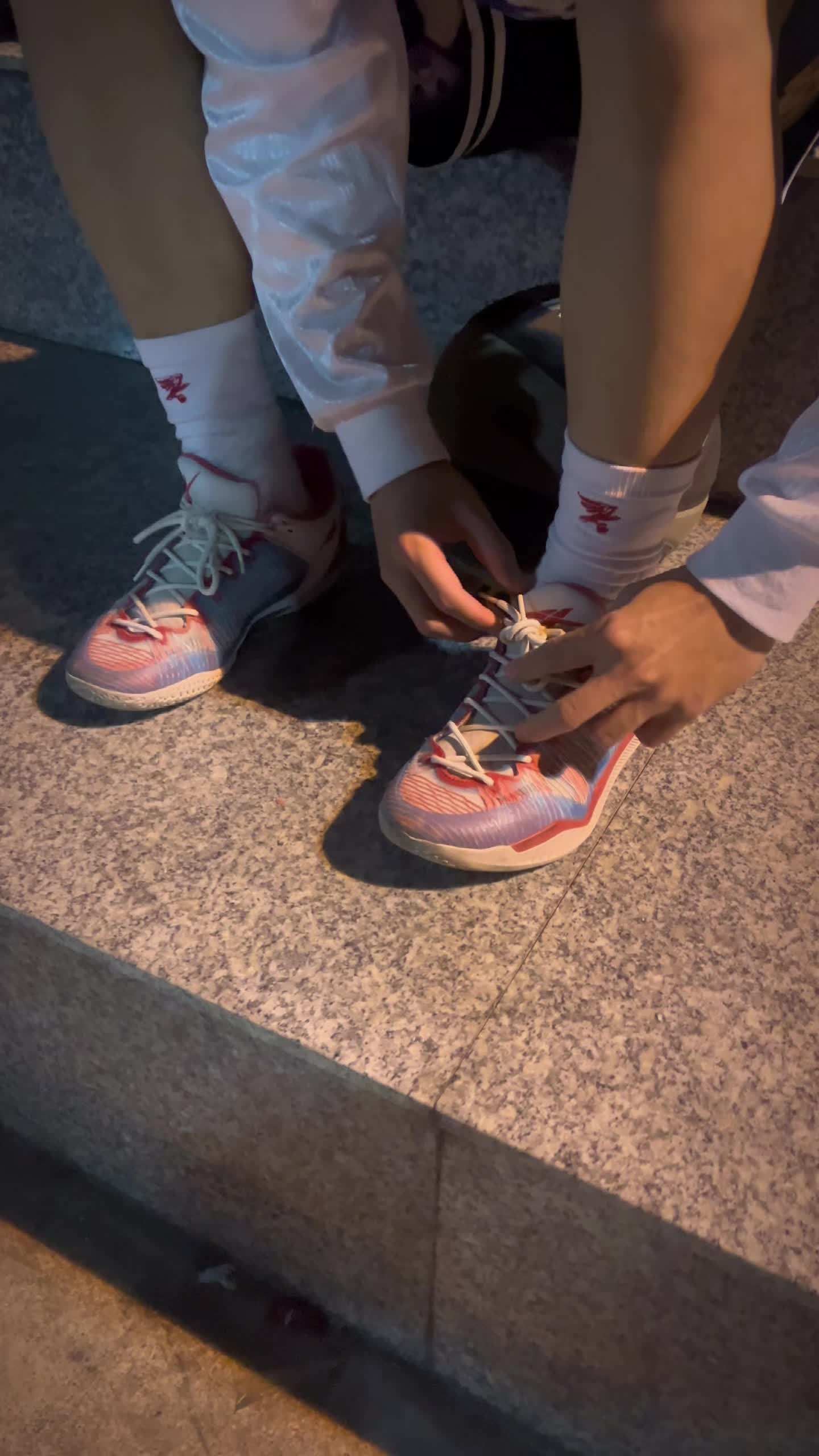 你说少联系 从此我们无音讯