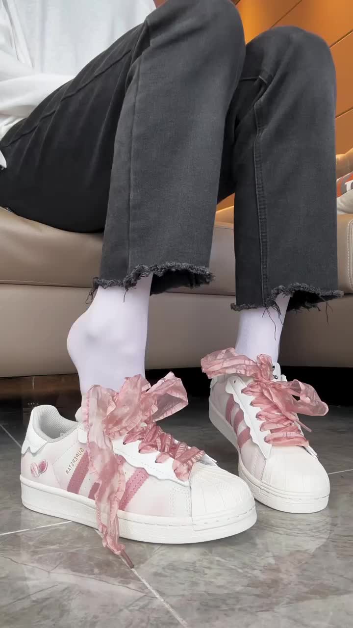 👟球鞋名称：

📌是否偏码【偏大/不偏码