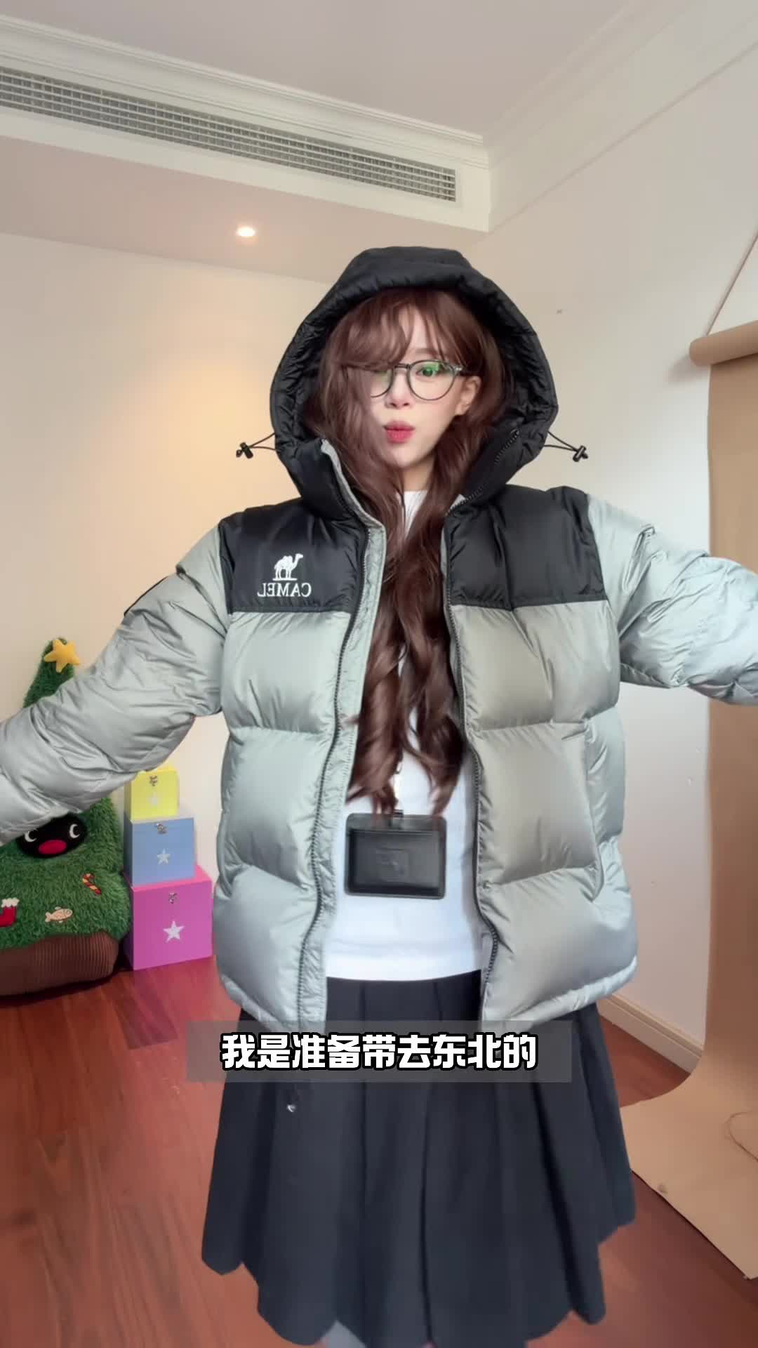 砚墨灰【骆驼1996羽绒服】90绒冬季热能速暖700蓬可拆帽加厚户外羽绒衣