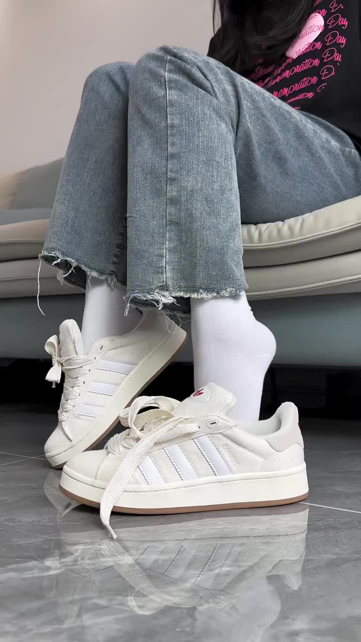 粉粉嫩嫩的小板鞋
