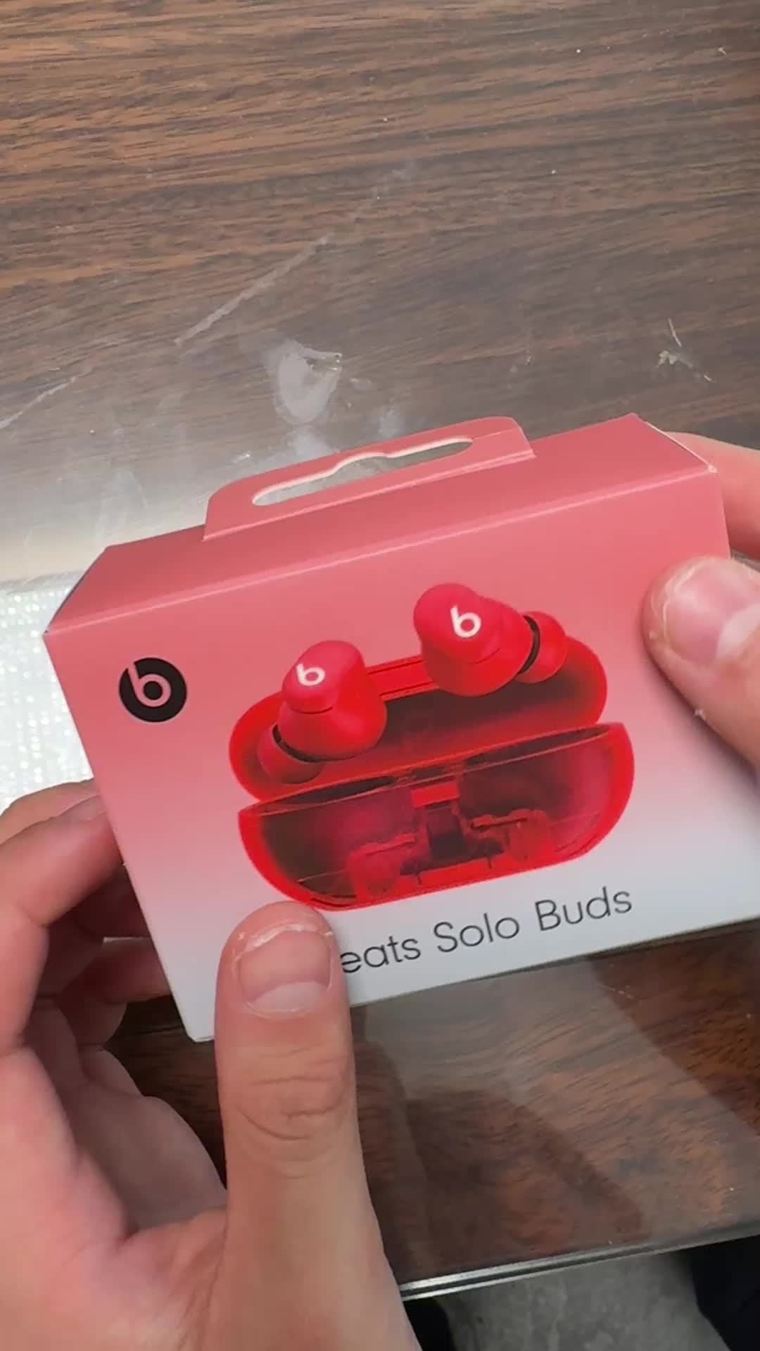 Beats Solo Buds耳机
整体