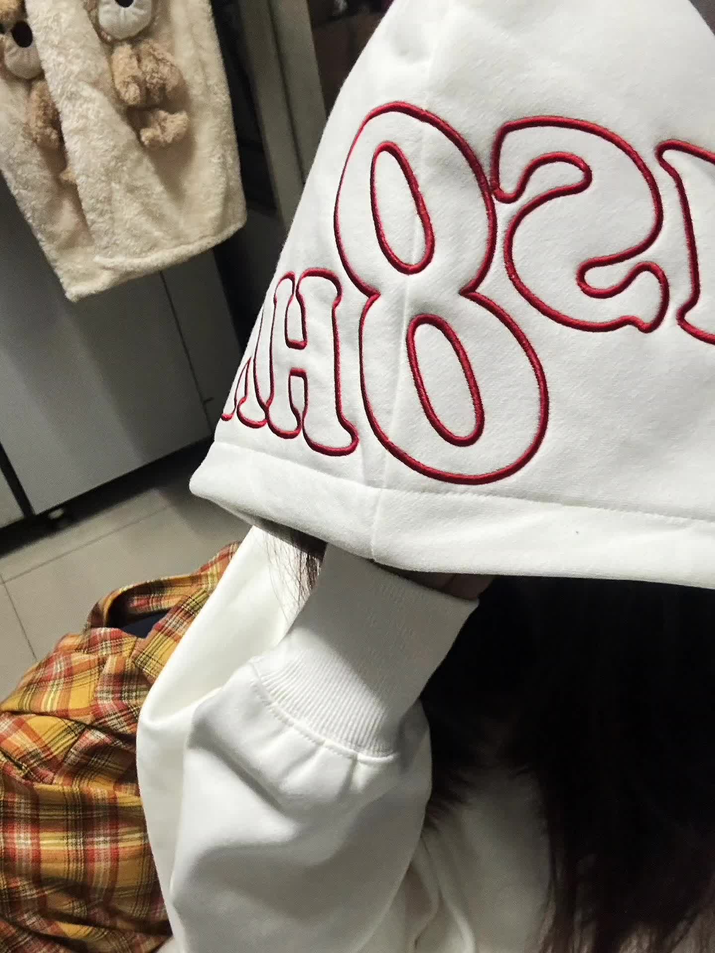 whoosis这款卫衣真的越看越喜欢ʚෆɞ