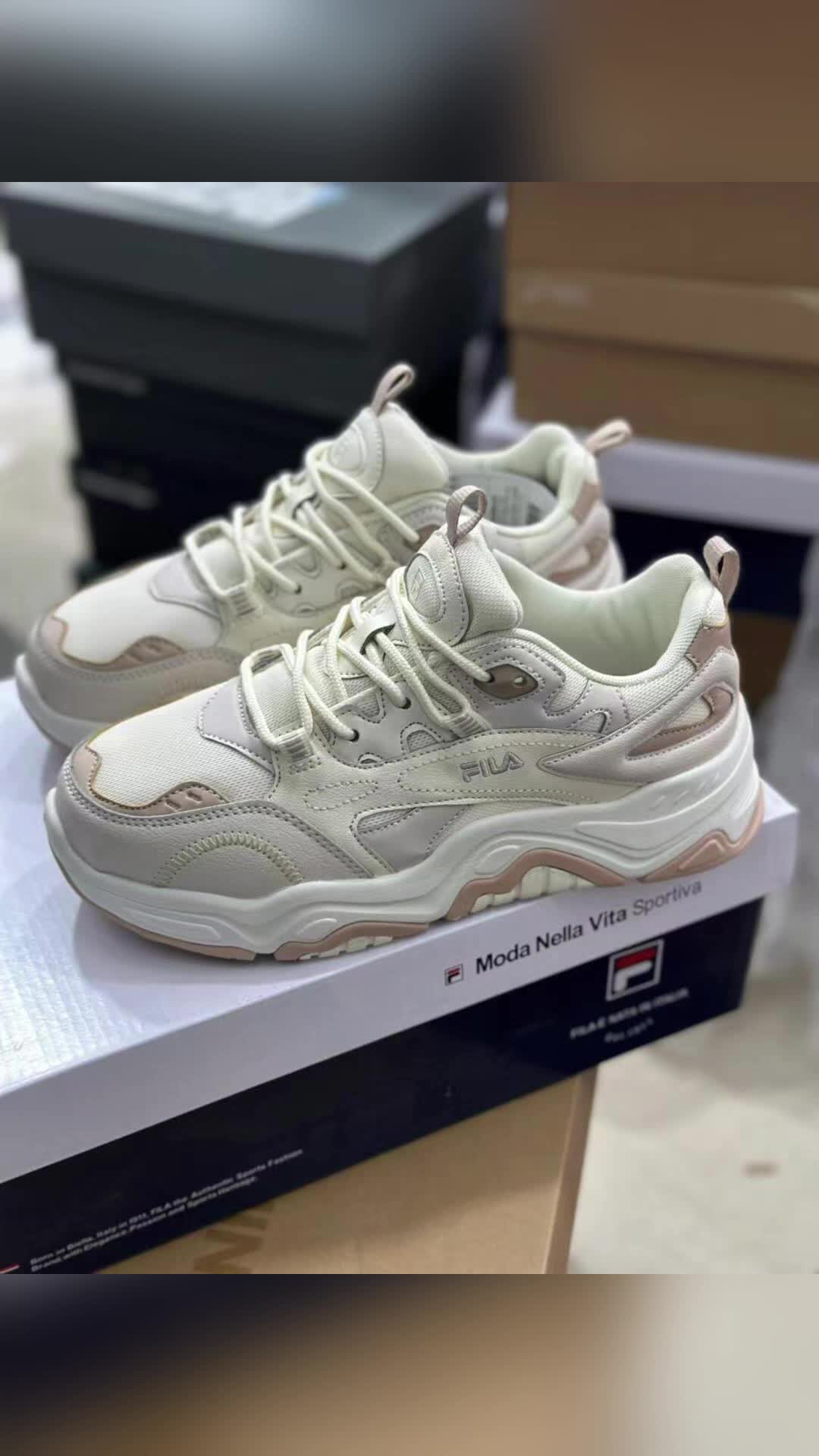 👟斐乐Fila老爹鞋
